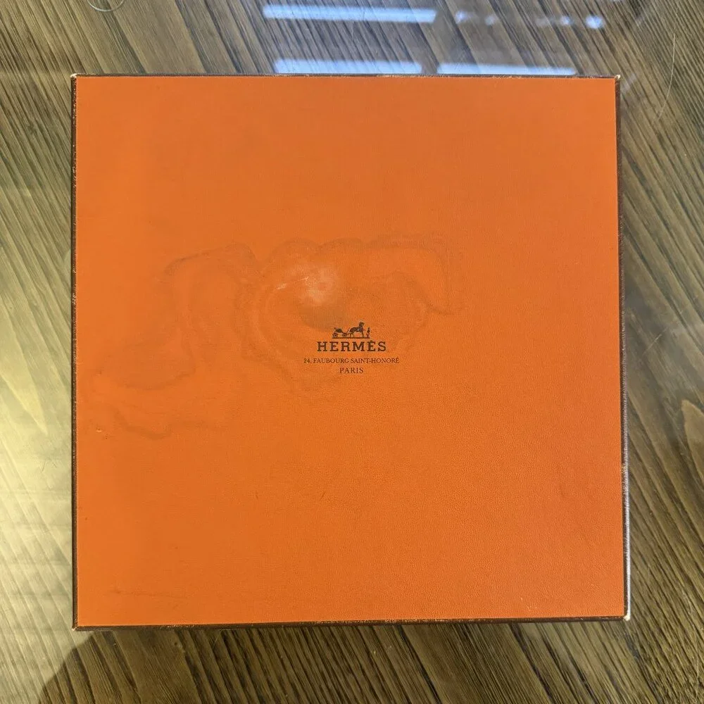 HERMES Vintage Les Folies du Ciel Yellow 90 cm Silk Square Scarf Box Good RARE - Picture 15 of 16